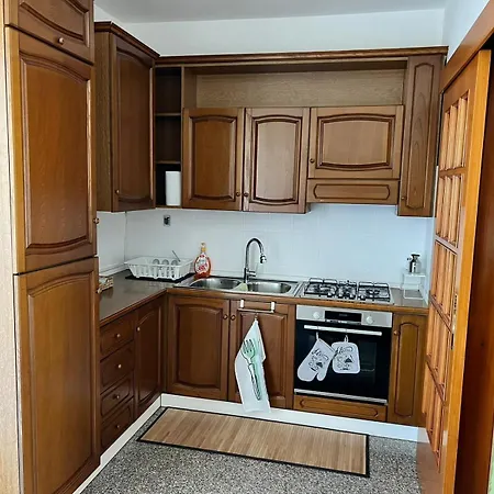 Damadimare Apartment